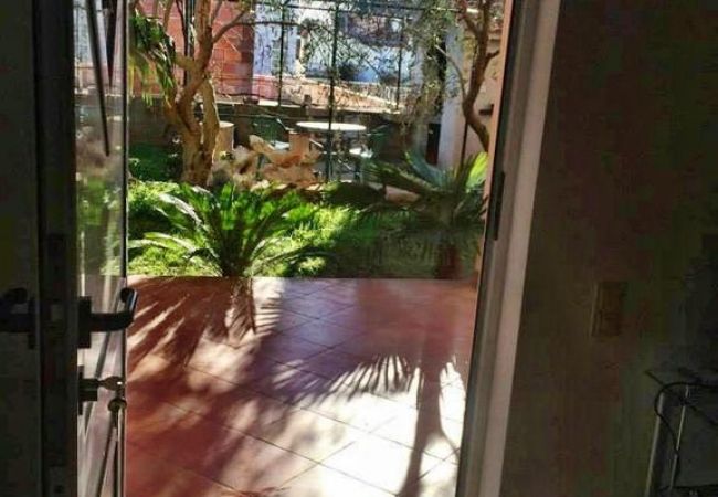 Apartment in Vodice - Apartment in Vodice with Terrace, Air condition, WIFI (4441-3) Apartment in Vodice - Apartment in Vodice with Terrace, Air condition, WIFI (4441-3)