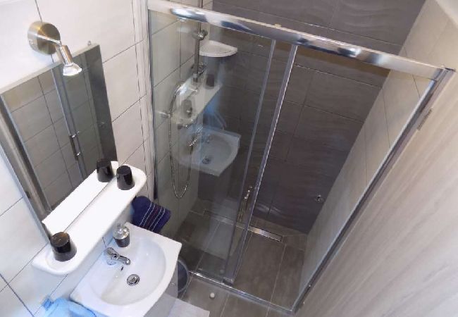 Studio in Mošcenicka Draga - Studio apartment in Mošćenička Draga with Seaview, Terrace, Air condition, WIFI (4364-2) Studio in Mošcenicka Draga - Studio apartment in Mošćenička Draga with Seaview, Terrace, Air condition, WIFI (4364-2)
