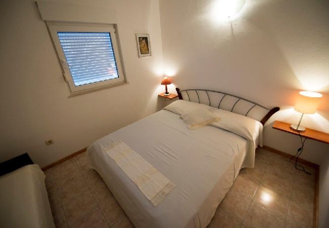 Apartment in Duce - Apartment in Duće with Seaview, Balcony, Air condition, WIFI (132-2) Apartment in Duce - Apartment in Duće with Seaview, Balcony, Air condition, WIFI (132-2)