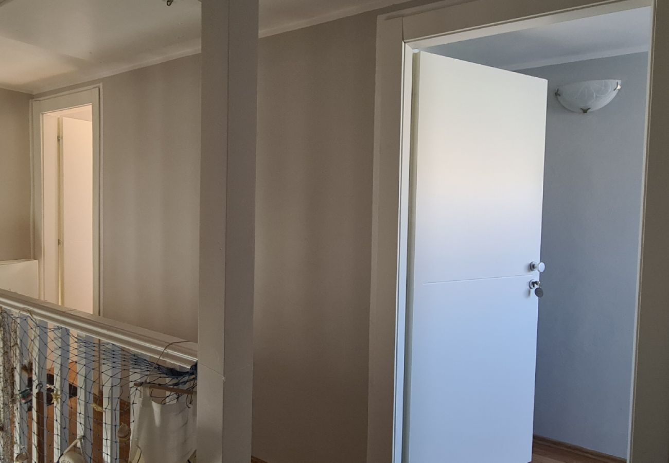 Studio in Rovinj - Studio apartment in Rovinj with Terrace, Air condition, WIFI, Washing machine (3652-2)