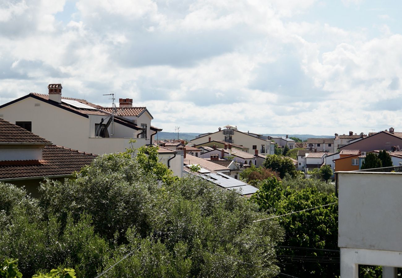 Studio in Rovinj - Studio apartment in Rovinj with Terrace, Air condition, WIFI, Washing machine (3652-2)