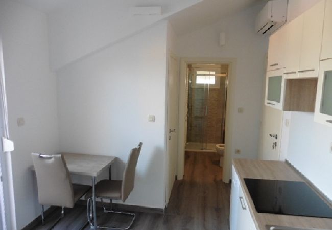 Apartment in Punat - Apartment in Punat with Seaview, Terrace, Air condition, WIFI (4534-2) Apartment in Punat - Apartment in Punat with Seaview, Terrace, Air condition, WIFI (4534-2)