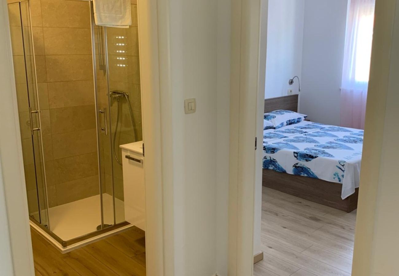 Apartment in Punat - Apartment in Punat with Terrace, Air condition, WIFI, Washing machine (4534-3)