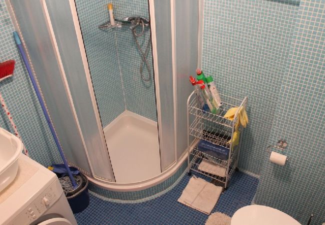 Apartment in Ždrelac - Apartment in Ždrelac with Seaview, Balcony, Air condition, WIFI (4561-1) Apartment in Ždrelac - Apartment in Ždrelac with Seaview, Balcony, Air condition, WIFI (4561-1)