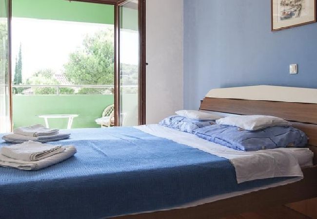 Apartment in Ždrelac - Apartment in Ždrelac with Seaview, Loggia, Air condition, WIFI (4565-1) Apartment in Ždrelac - Apartment in Ždrelac with Seaview, Loggia, Air condition, WIFI (4565-1)