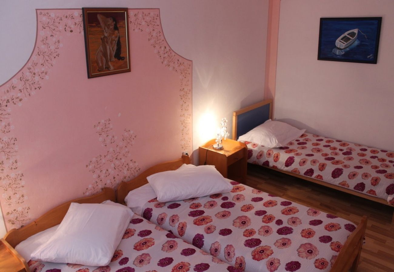 Apartment in Kali - Apartment in Kali with Seaview, Balcony, Air condition, WIFI (4566-5)