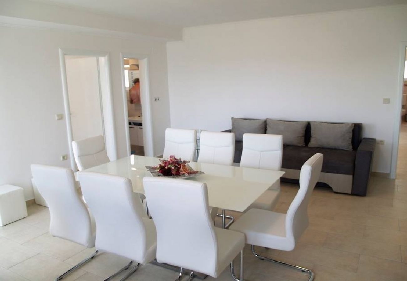 Apartment in Preko - Apartment in Preko with Terrace, Air condition, WIFI, Washing machine (4568-3)