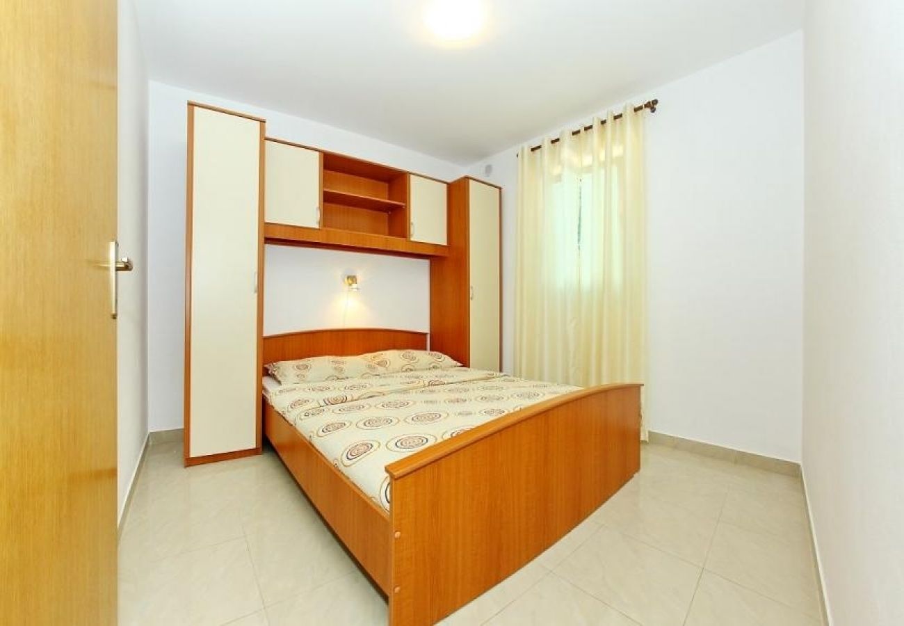 Apartment in Vir - Apartment in Vir with Balcony, Air condition, WIFI (4595-2)