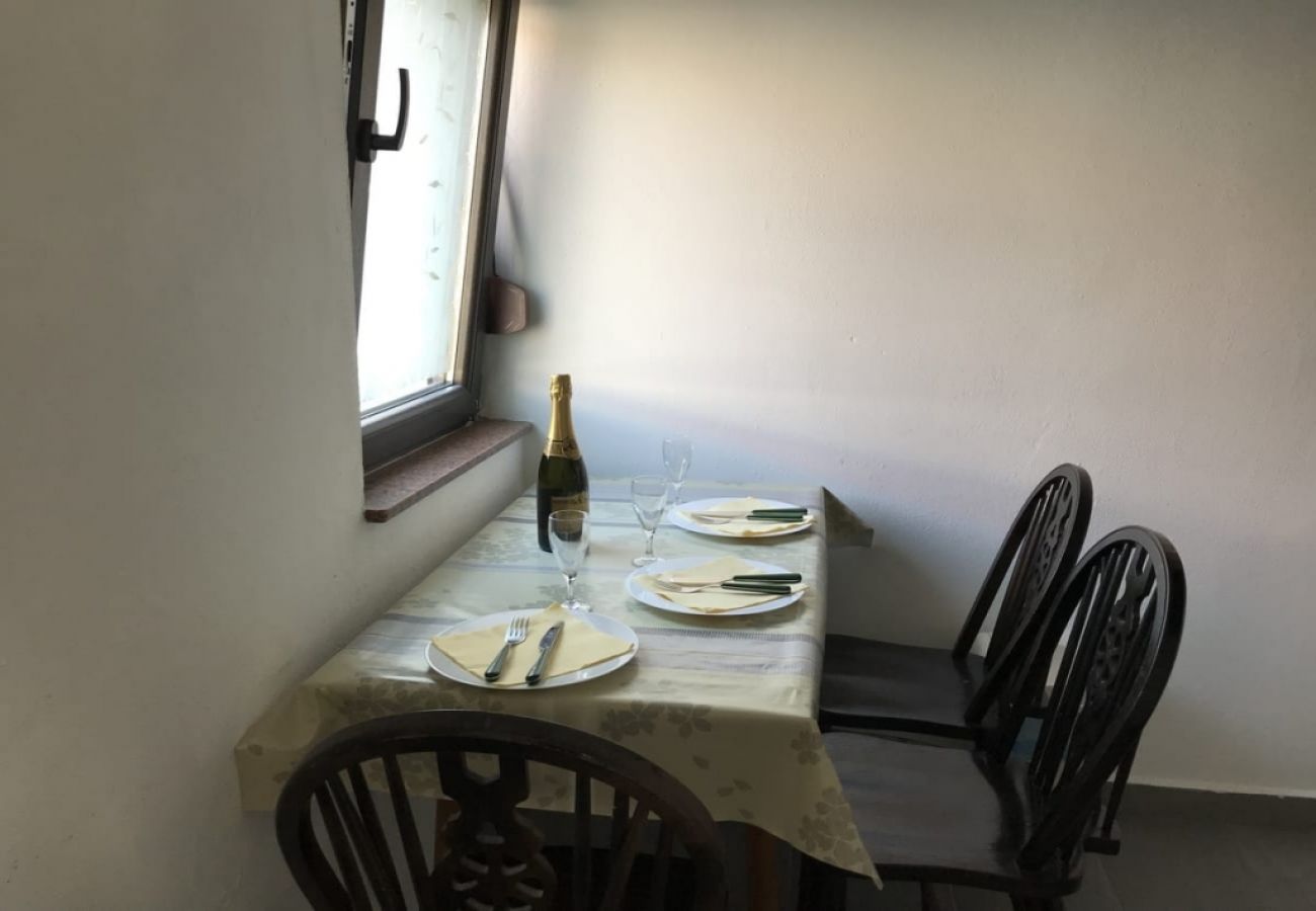 Apartment in Lopar - Apartment in Lopar with Seaview, Balcony, Air condition, WIFI (4607-4)