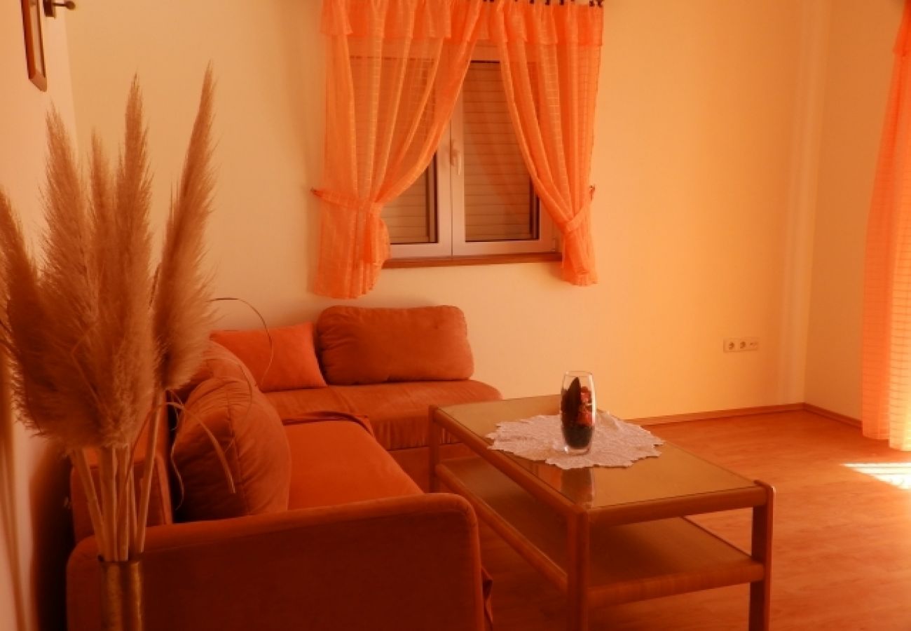 Apartment in Kampor - Apartment in Kampor with Seaview, Terrace, Air condition, WIFI (4610-5)