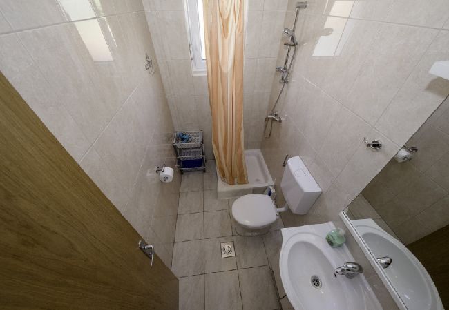 Apartment in Lopar - Apartment in Lopar with Terrace, Air condition, WIFI (4612-3) Apartment in Lopar - Apartment in Lopar with Terrace, Air condition, WIFI (4612-3)