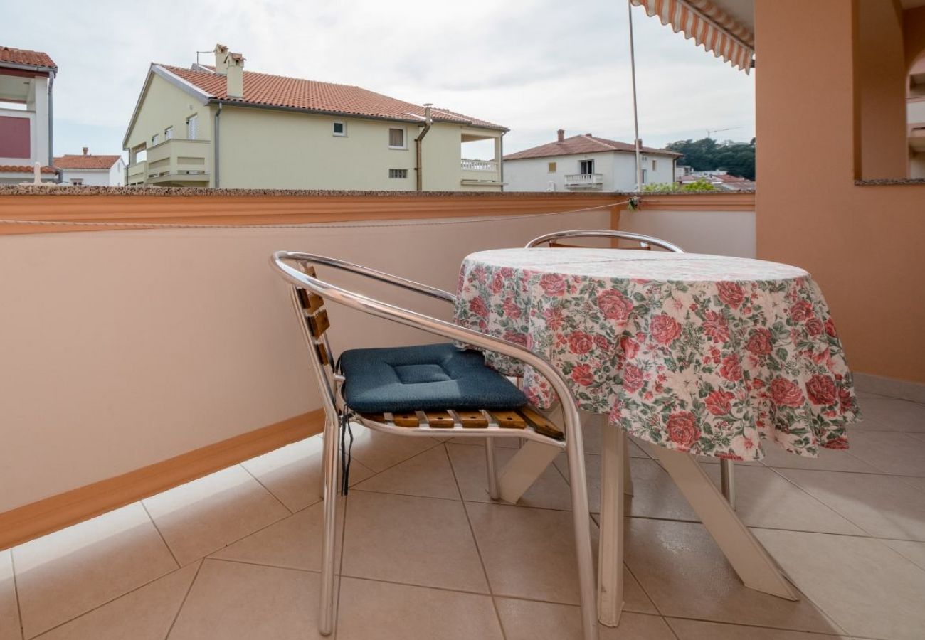 Apartment in Palit - Apartment in Palit with Balcony, Air condition, WIFI, Dishwasher (820-8)