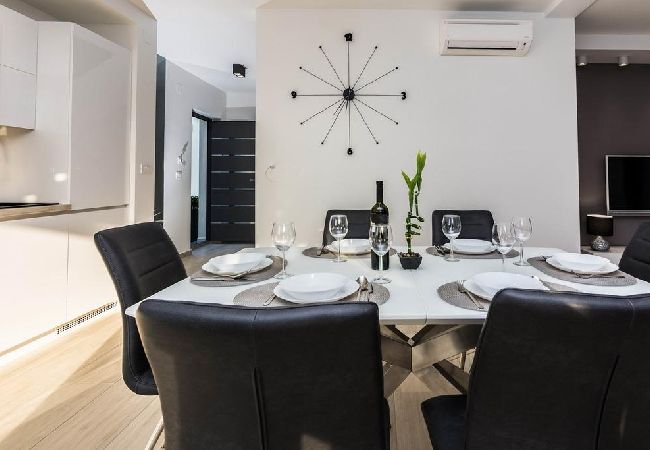 House in Ždrelac - Holiday Home in Ždrelac with Seaview, Terrace, Air condition, WIFI (4652-1) House in Ždrelac - Holiday Home in Ždrelac with Seaview, Terrace, Air condition, WIFI (4652-1)