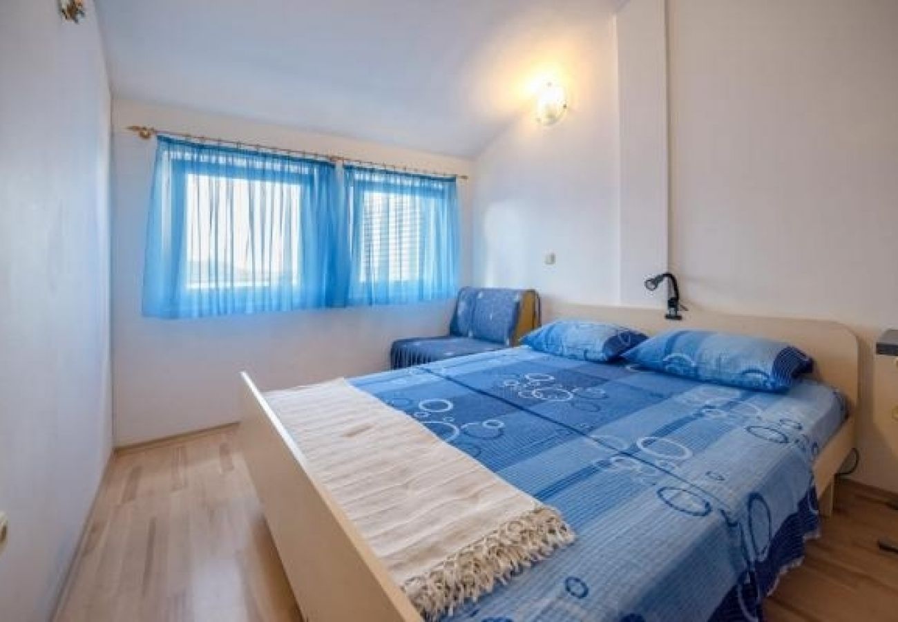 Apartment in Luka - Apartment in Luka with Seaview, Terrace, Air condition, WIFI (4659-2)