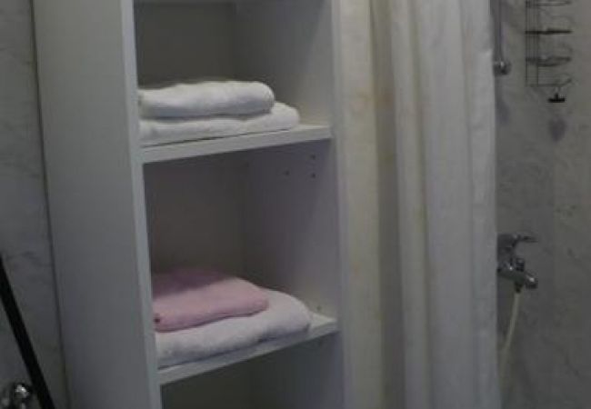 Apartment in Nevidane - Apartment in Neviđane with Seaview, Balcony, Air condition, WIFI (4663-3) Apartment in Nevidane - Apartment in Neviđane with Seaview, Balcony, Air condition, WIFI (4663-3)