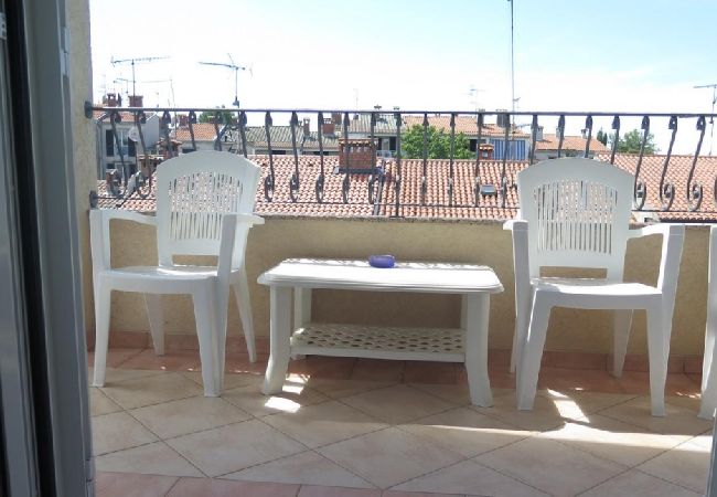 Studio in Porec - Studio apartment in Poreč with Balcony, Air condition, WIFI (4676-2) Studio in Porec - Studio apartment in Poreč with Balcony, Air condition, WIFI (4676-2)