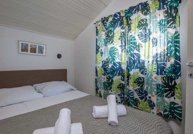 House in Icici - Holiday Home in Ičići with Seaview, Balcony, Air condition, WIFI (4683-1) House in Icici - Holiday Home in Ičići with Seaview, Balcony, Air condition, WIFI (4683-1)