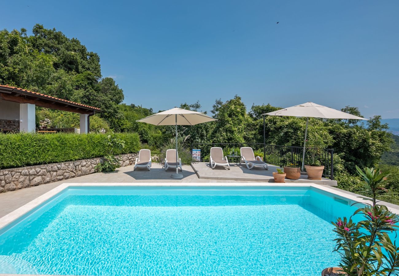 House in Icici - Holiday Home in Ičići with Seaview, Balcony, Air condition, WIFI (4683-1)