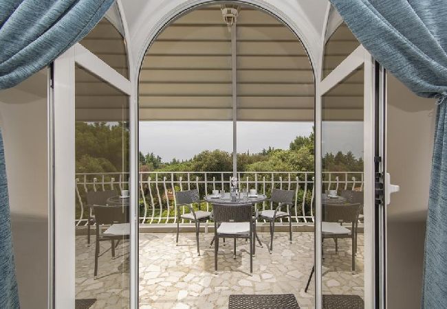 Studio in Rovinj - Studio apartment in Rovinj with Seaview, Terrace, Air condition, WIFI (4686-6) Studio in Rovinj - Studio apartment in Rovinj with Seaview, Terrace, Air condition, WIFI (4686-6)