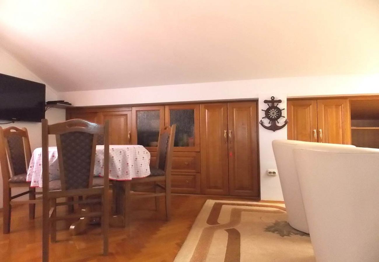 Apartment in Malinska - Apartment in Malinska with Seaview, Terrace, Air condition, WIFI (4690-3)