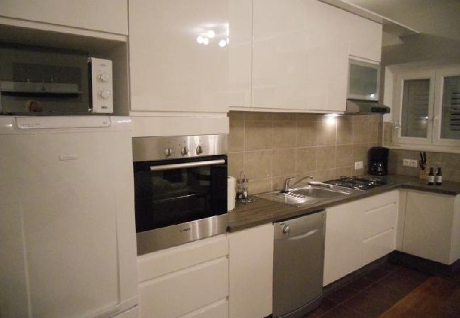 Apartment in Korcula - Apartment in Korčula with Seaview, Terrace, Air condition, WIFI (4695-1) Apartment in Korcula - Apartment in Korčula with Seaview, Terrace, Air condition, WIFI (4695-1)