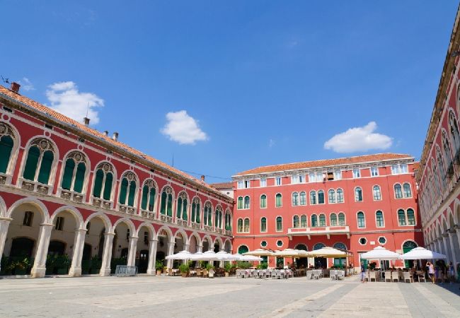 Apartment in Split - Apartment in Split with Seaview, Terrace, Air condition, WIFI (4749-1) Apartment in Split - Apartment in Split with Seaview, Terrace, Air condition, WIFI (4749-1)