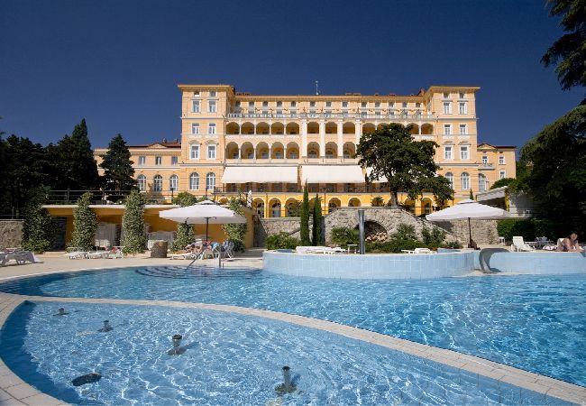 Studio in Crikvenica - Studio apartment in Crikvenica with Seaview, Terrace, Air condition, WIFI (4628-5) Studio in Crikvenica - Studio apartment in Crikvenica with Seaview, Terrace, Air condition, WIFI (4628-5)