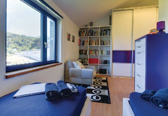 House in Mali Lošinj - Holiday Home in Mali Lošinj with Terrace, Air condition, WIFI, Washing machine (4780-1) House in Mali Lošinj - Holiday Home in Mali Lošinj with Terrace, Air condition, WIFI, Washing machine (4780-1)