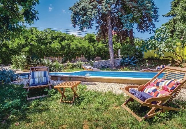 House in Mali Lošinj - Holiday Home in Mali Lošinj with Terrace, Air condition, WIFI, Washing machine (4780-1) House in Mali Lošinj - Holiday Home in Mali Lošinj with Terrace, Air condition, WIFI, Washing machine (4780-1)