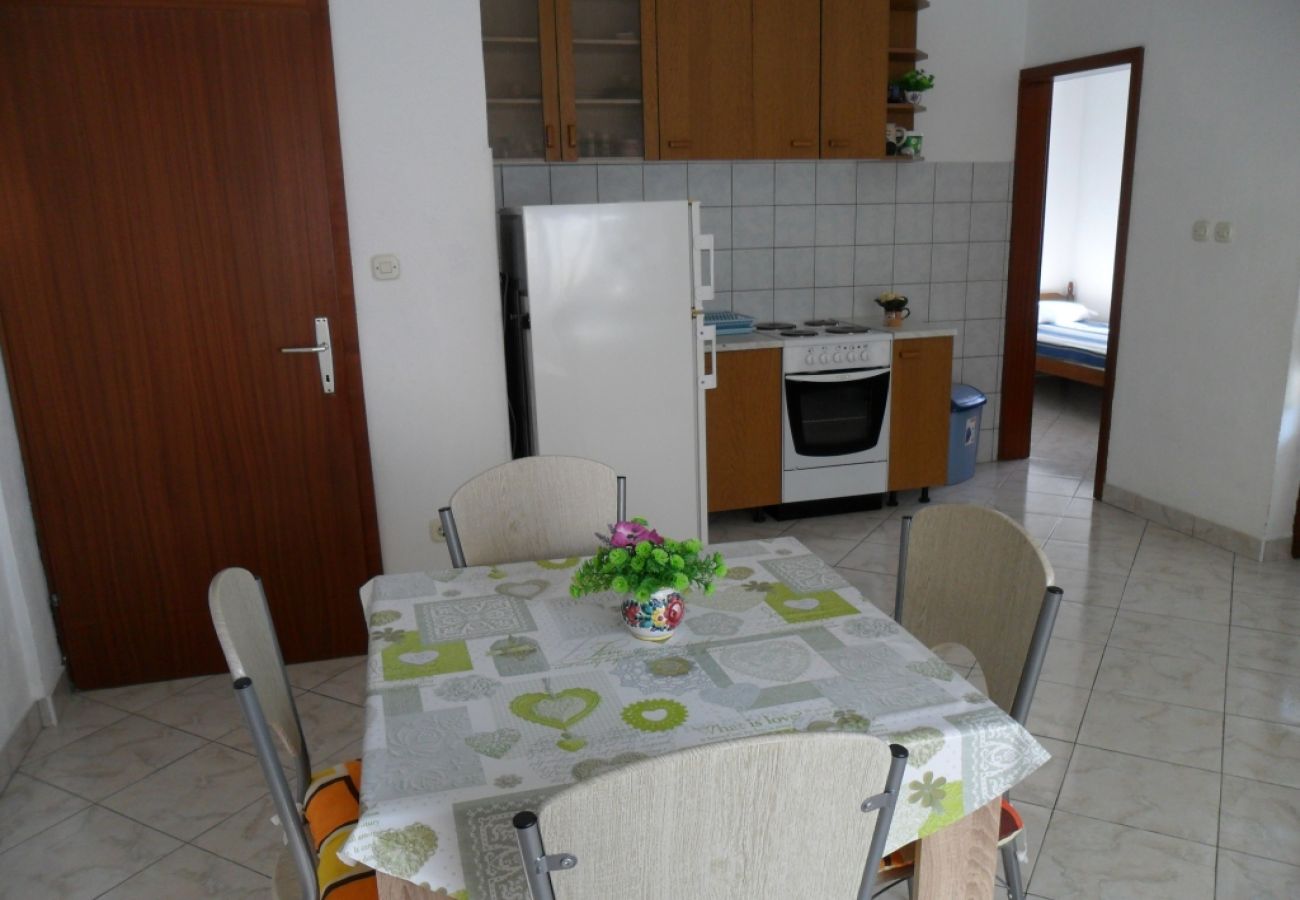 Apartment in Okrug Gornji - Apartment in Okrug Gornji with Seaview, Balcony, Air condition, WIFI (4790-1)