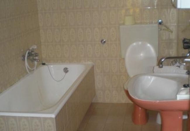 Apartment in Biograd na moru - Apartment in Biograd na Moru with Terrace, Air condition, WIFI (4801-1) Apartment in Biograd na moru - Apartment in Biograd na Moru with Terrace, Air condition, WIFI (4801-1)