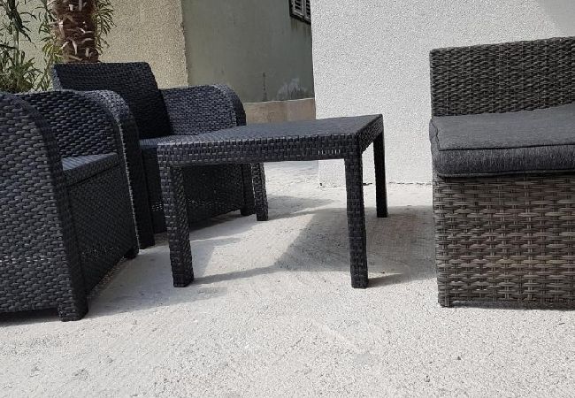 Apartment in Biograd na moru - Apartment in Biograd na Moru with Terrace, Air condition, WIFI (4805-1) Apartment in Biograd na moru - Apartment in Biograd na Moru with Terrace, Air condition, WIFI (4805-1)