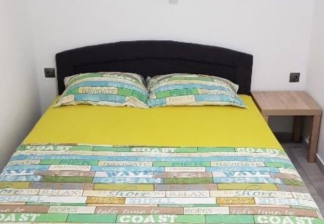 Apartment in Biograd na moru - Apartment in Biograd na Moru with Terrace, Air condition, WIFI (4805-2) Apartment in Biograd na moru - Apartment in Biograd na Moru with Terrace, Air condition, WIFI (4805-2)