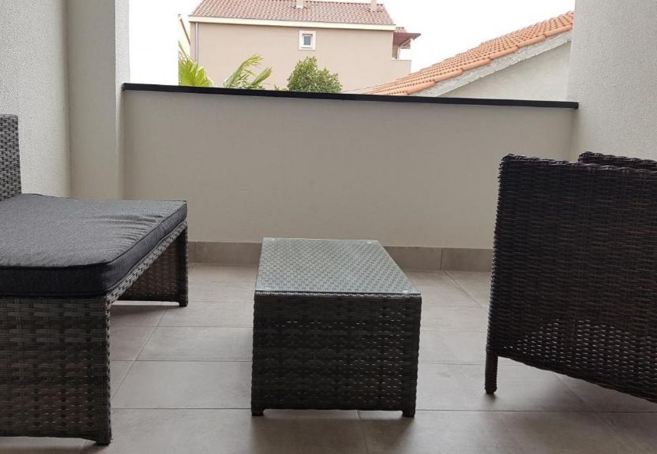 Studio in Biograd na moru - Studio apartment in Biograd na Moru with Terrace, Air condition, WIFI (4805-3)