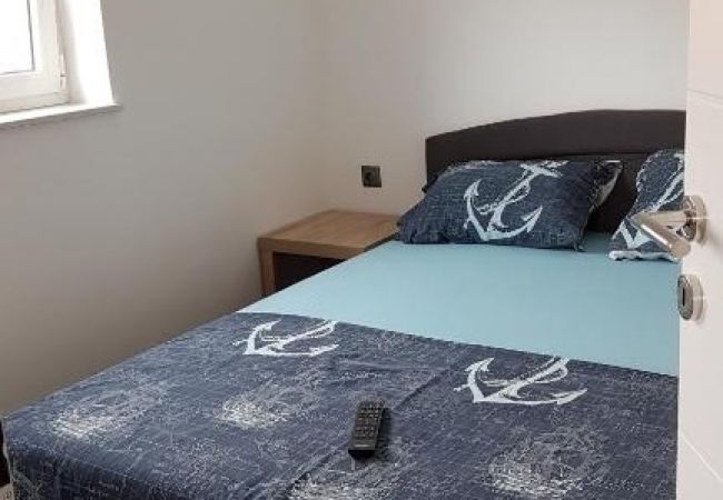 Apartment in Biograd na moru - Apartment in Biograd na Moru with Terrace, Air condition, WIFI (4805-6) Apartment in Biograd na moru - Apartment in Biograd na Moru with Terrace, Air condition, WIFI (4805-6)