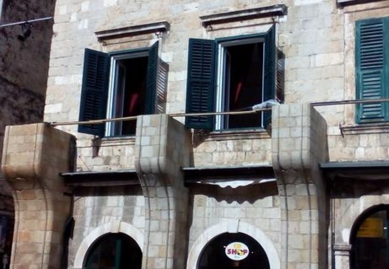 Rent by room in Dubrovnik - Room in Dubrovnik with Air condition, WIFI, Washing machine (4246-3)