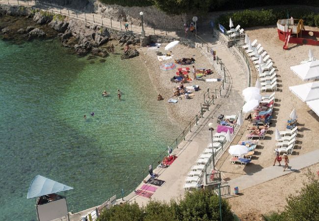 Apartment in Opatija - Apartment in Opatija with Seaview, Balcony, Air condition, WIFI (4812-2) Apartment in Opatija - Apartment in Opatija with Seaview, Balcony, Air condition, WIFI (4812-2)