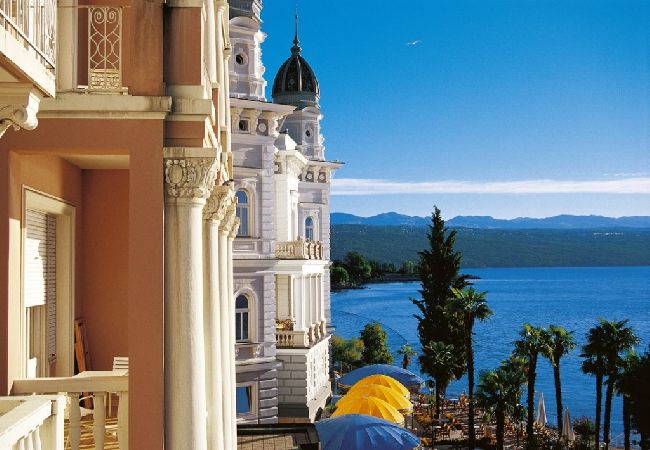 Apartment in Opatija - Apartment in Opatija with Seaview, Balcony, Air condition, WIFI (4812-2) Apartment in Opatija - Apartment in Opatija with Seaview, Balcony, Air condition, WIFI (4812-2)