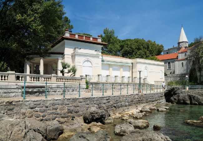 Apartment in Opatija - Apartment in Opatija with Seaview, Balcony, Air condition, WIFI (4812-2) Apartment in Opatija - Apartment in Opatija with Seaview, Balcony, Air condition, WIFI (4812-2)