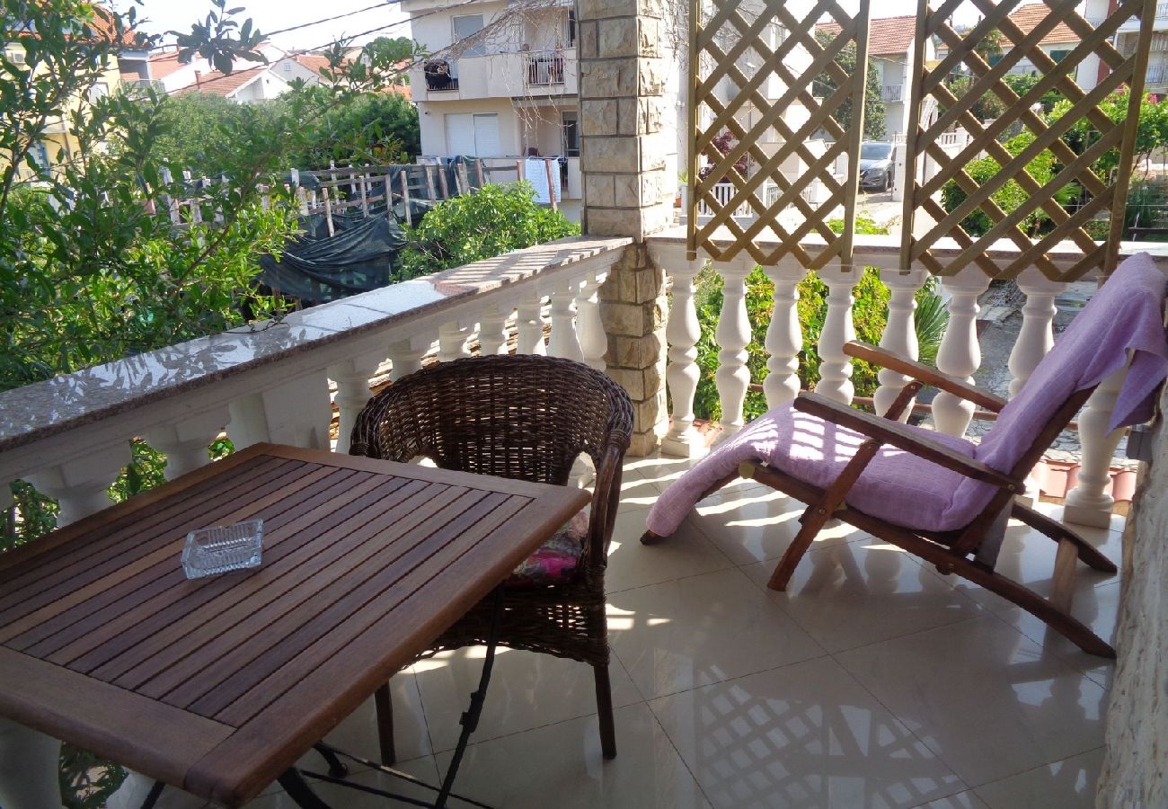 Studio in Biograd na moru - Studio apartment in Biograd na Moru with Balcony, Air condition, WIFI (4818-3)