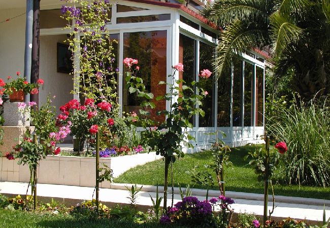 Rent by room in Vodice - Room in Vodice with Balcony, Air condition, WIFI (4826-5) Rent by room in Vodice - Room in Vodice with Balcony, Air condition, WIFI (4826-5)