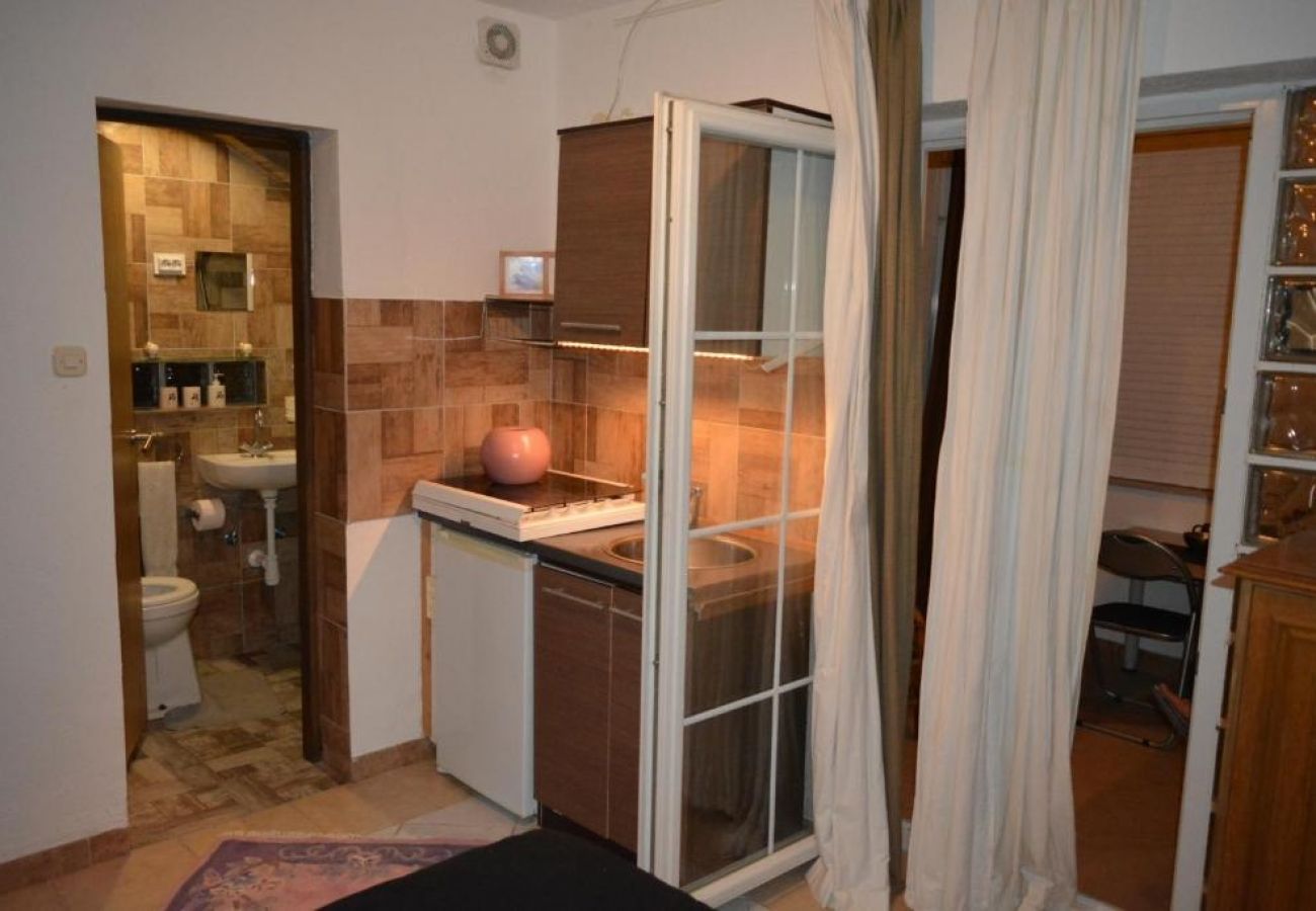 Studio in Vrsi - Studio apartment in Vrsi with Terrace, Air condition, WIFI (4824-1)