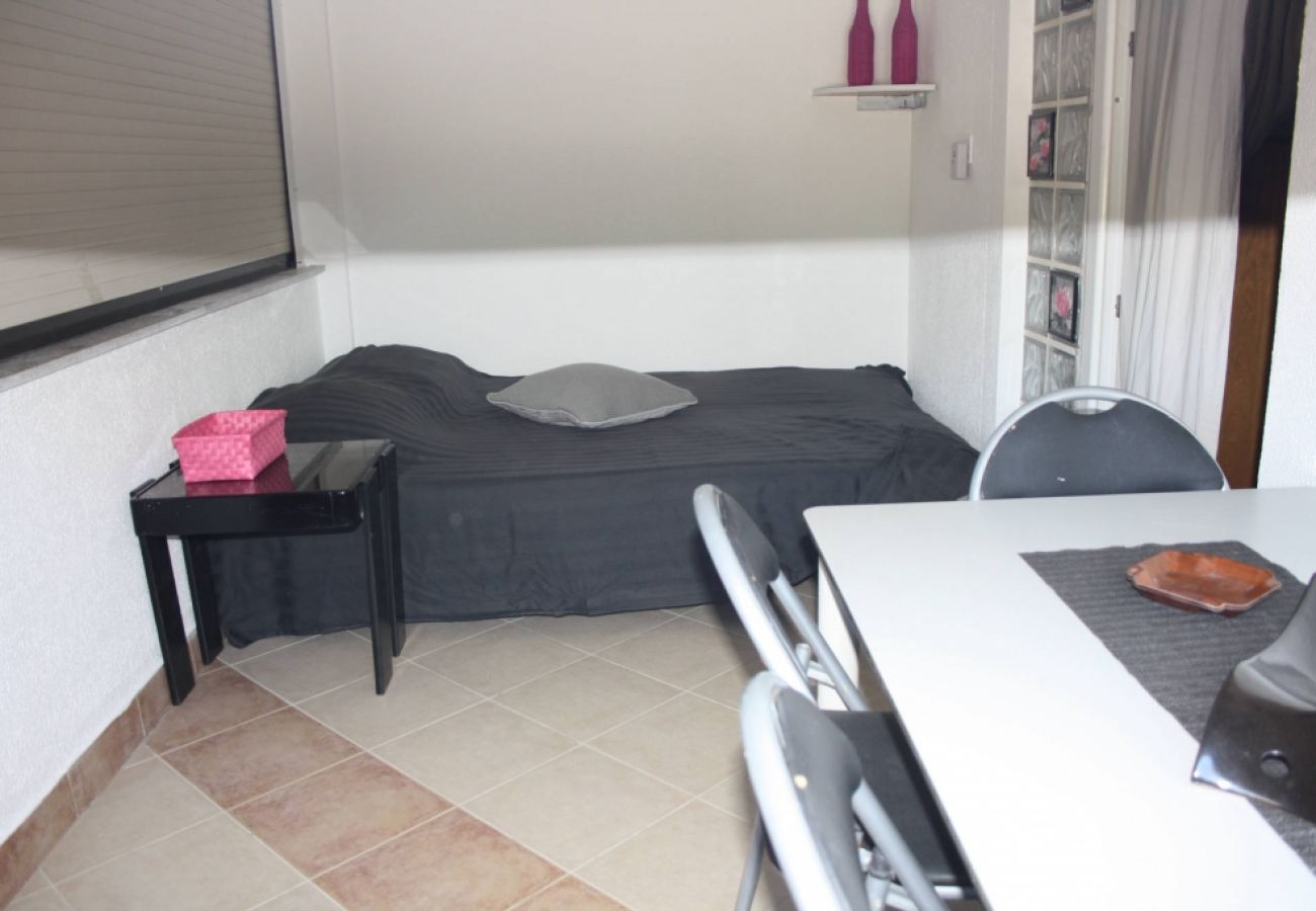 Studio in Vrsi - Studio apartment in Vrsi with Terrace, Air condition, WIFI (4824-1)