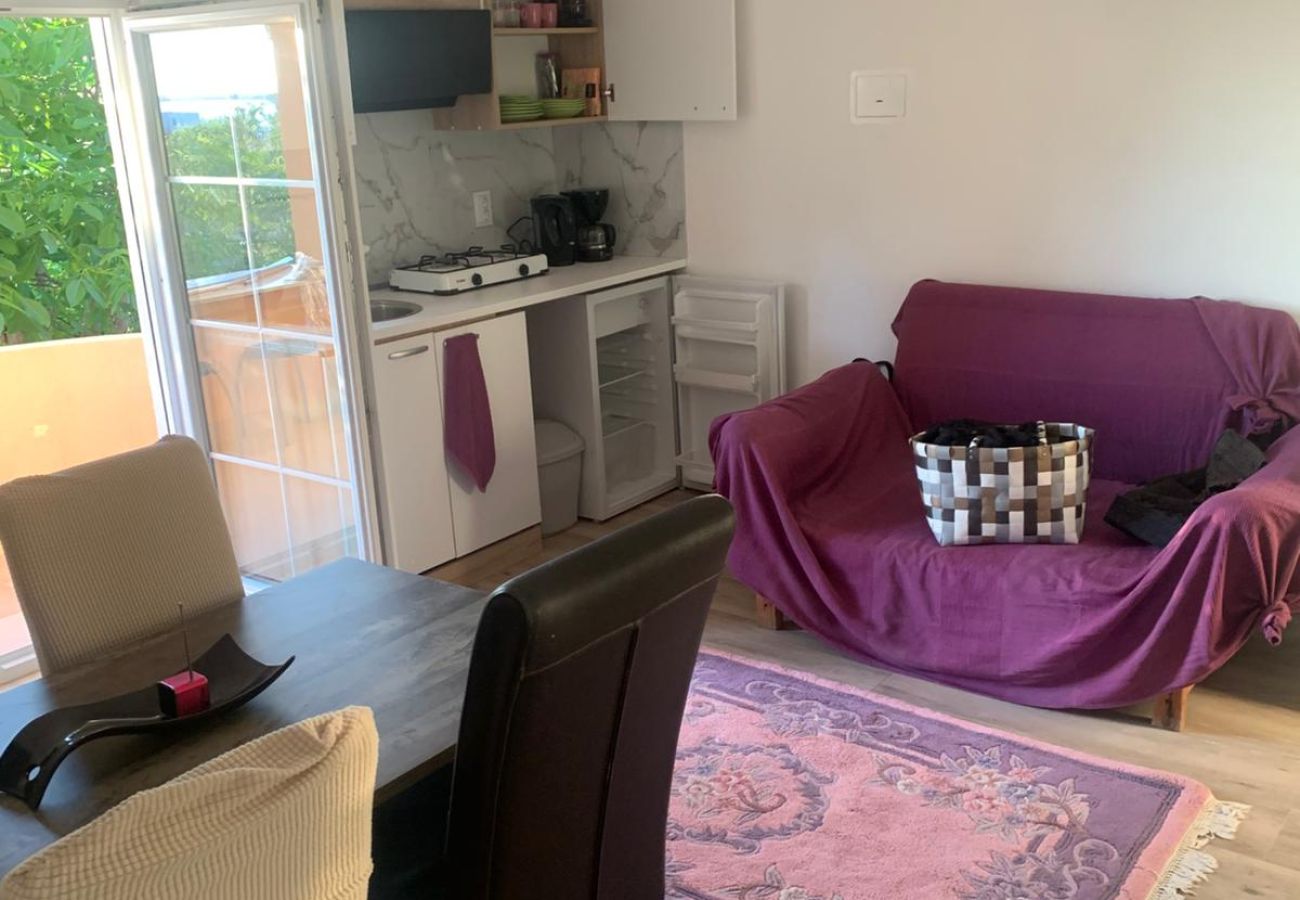 Apartment in Vrsi - Apartment in Vrsi with Balcony, Air condition, WIFI (4824-5)