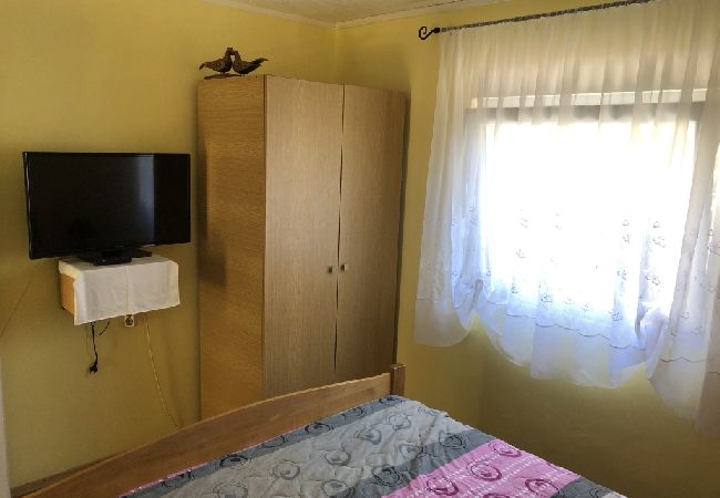 Apartment in Ždrelac - Apartment in Ždrelac with Balcony, Air condition, WIFI, Washing machine (4834-1) Apartment in Ždrelac - Apartment in Ždrelac with Balcony, Air condition, WIFI, Washing machine (4834-1)