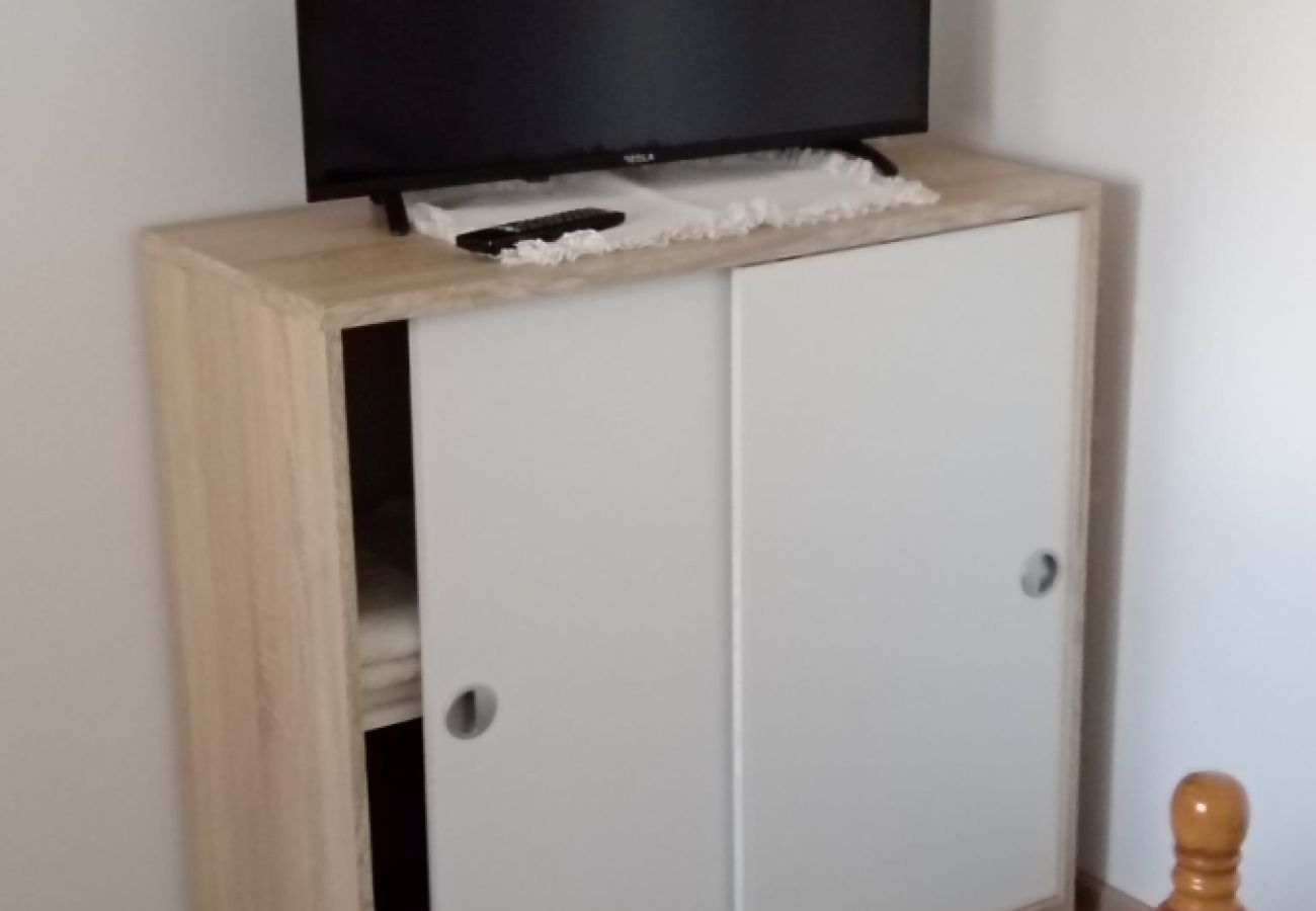 Apartment in Ždrelac - Apartment in Ždrelac with Balcony, Air condition, WIFI, Dishwasher (4834-3)