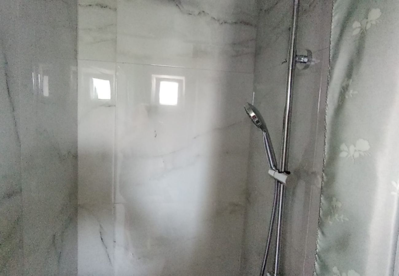 Apartment in Ždrelac - Apartment in Ždrelac with Balcony, Air condition, WIFI, Dishwasher (4834-3)