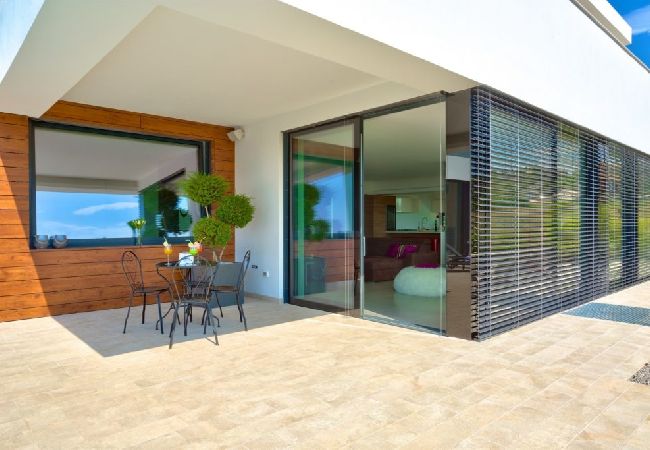 House in Višnjan - Holiday Home in Višnjan with Seaview, Terrace, Air condition, WIFI (4840-1) House in Višnjan - Holiday Home in Višnjan with Seaview, Terrace, Air condition, WIFI (4840-1)