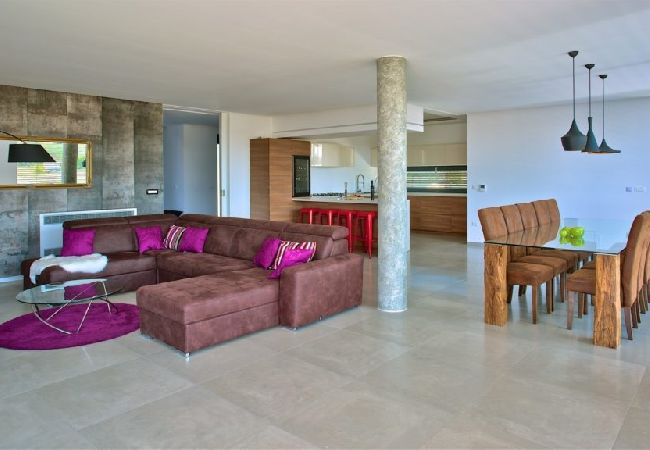 House in Višnjan - Holiday Home in Višnjan with Seaview, Terrace, Air condition, WIFI (4840-1) House in Višnjan - Holiday Home in Višnjan with Seaview, Terrace, Air condition, WIFI (4840-1)