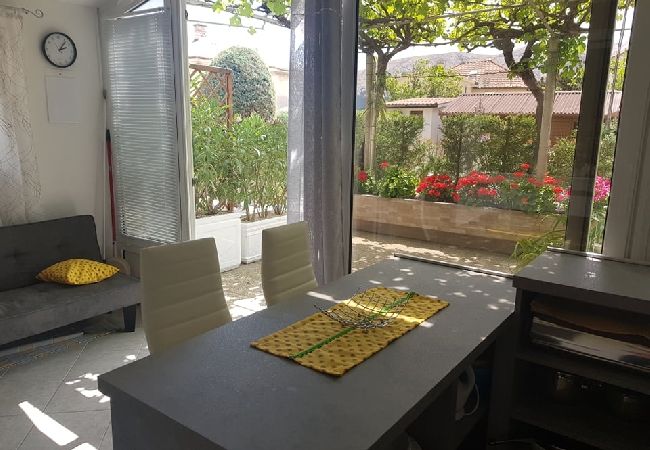 Apartment in Baška - Apartment in Baška with Terrace, Air condition, WIFI (4863-4) Apartment in Baška - Apartment in Baška with Terrace, Air condition, WIFI (4863-4)